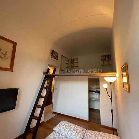 Grazioso Bilocale In Palazzo Liberty In Zona Porta Susa