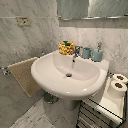 Grazioso Bilocale In Palazzo Liberty In Zona Porta Susa