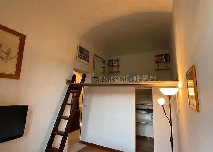 Grazioso Bilocale In Palazzo Liberty In Zona Porta Susa