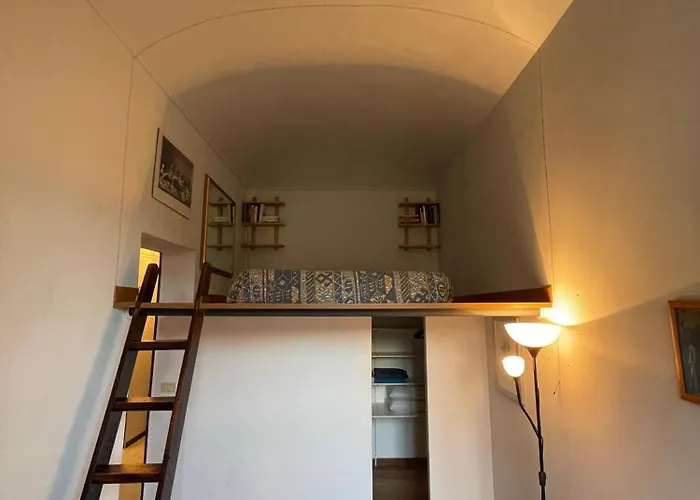 Grazioso Bilocale In Palazzo Liberty In Zona Porta Susa Turin