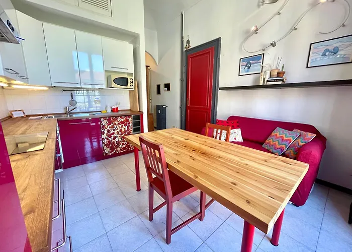 Grazioso Bilocale In Palazzo Liberty In Zona Porta Susa Apartment *